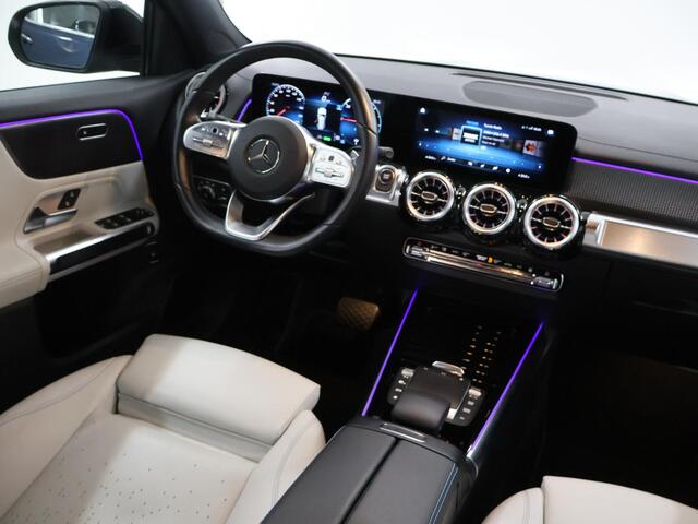 Mercedes-Benz EQB 350 4MATIC AMG Line 67 kWh | Stoelverwarming | Keyless | 20" lichtmetalen velgen | Trekhaak | Achteruitrijcamera |