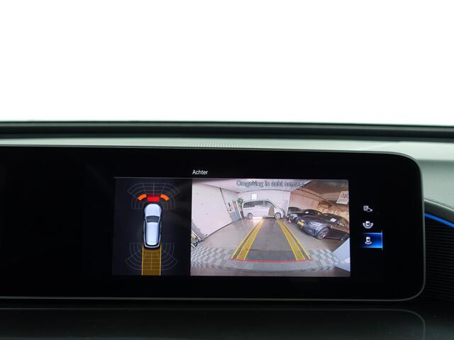 Mercedes-Benz EQC 400 4MATIC Night Edition 80 kWh Aut- Schuifdak, Sfeerverlichting, Standkachel, Park Assist, Park Pilot, Xenon Led, Carplay