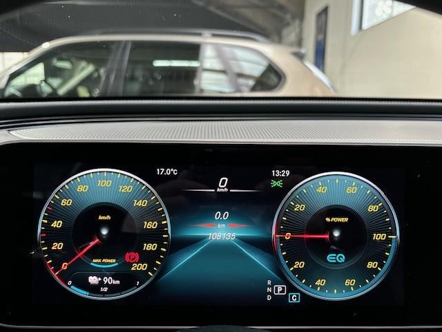 Mercedes-Benz EQC 400 4MATIC Business Solution AMG 80 kWh | Schuifdak | Burmester | Rijassistentie | NL auto | BTW |