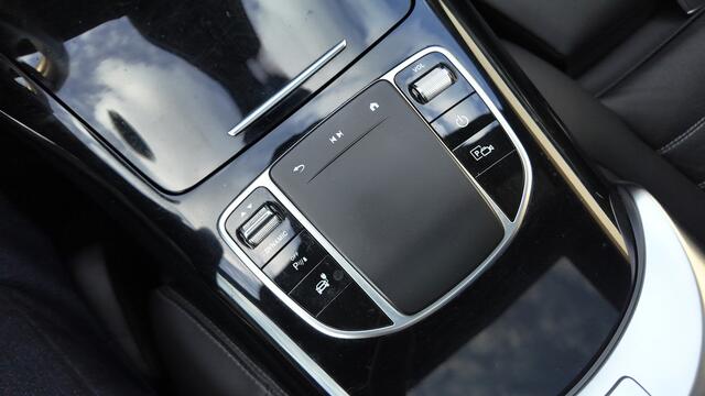 Mercedes-Benz EQC 400 4MATIC Premium Plus 80 kWh vol vol trekhaak lage km