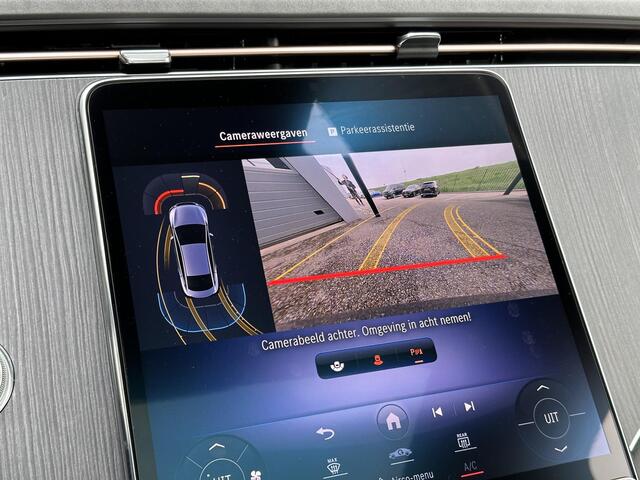 Mercedes-Benz EQE 300 Luxury Line | Panoramadak | Luchtvering | Achteruitrijcamera | Memorystoelen Verwarmd | Sfeerverlichting | Apple & Android Carplay