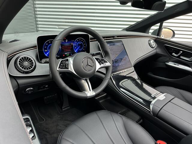 Mercedes-Benz EQE 300 Luxury Line | Panoramadak | Luchtvering | Achteruitrijcamera | Memorystoelen Verwarmd | Sfeerverlichting | Apple & Android Carplay
