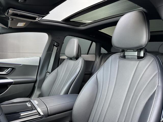 Mercedes-Benz EQE 300 | Panoramadak | Luxury | Achteruitrijcamera | Memorystoelen Verwarmd | Sfeerverlichting | Apple & Android Carplay
