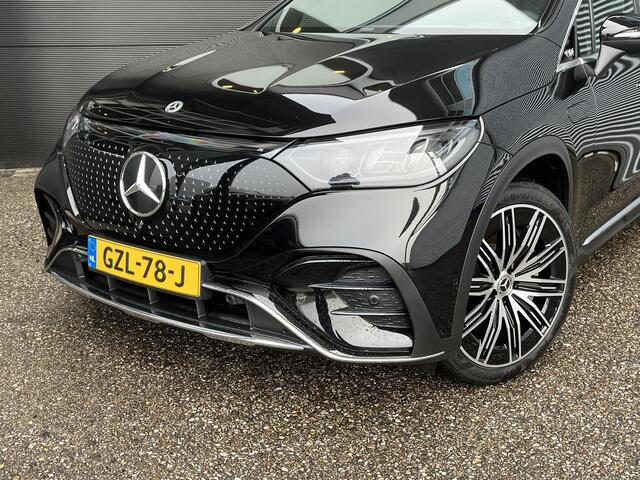 Mercedes-Benz EQE SUV 300 Sport Edition LIMITED | AMG Line | Panoramadak | Trekhaak | 360° Camera | Apple CarPlay | Android Auto | DISTRONIC PLUS | Dodehoekassistent | Elektrisch Verstelbare Voorstoelen + Memory | Stoelverwarming | Sfeerverlichting