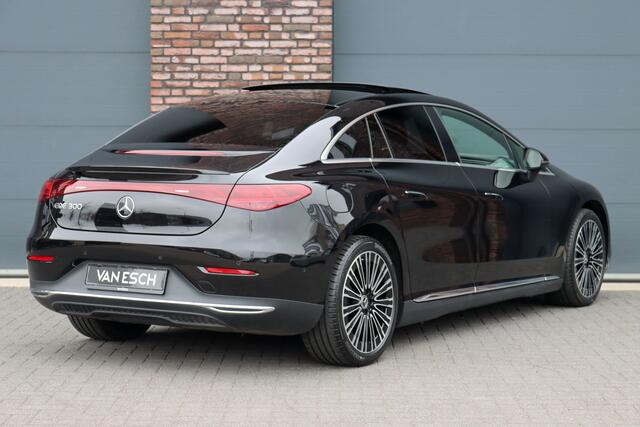 Mercedes-Benz EQE 300 Business Line 89 kWh | Hyperscreen | Distronic | Memory | Panoramadak | Verwarmd Stuurwiel | Augmented Reality | Leder | Warmtepomp |