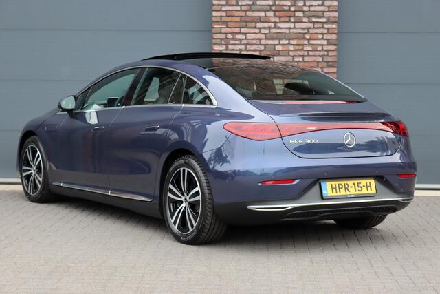 Mercedes-Benz EQE 300 Business Line 89 kWh | Luchtvering | Achterasbesturing | Burmester | Panoramadak | Distronic+ | Leder | Memory | Stuurwiel Verwarmd | Digital Light | Keyless Go |