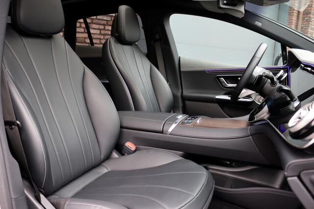 Mercedes-Benz EQE 300 AMG Line 89 kWh | Hyperscreen | Achterasbesturing | Distronic+ | Panoramadak | Burmester | Digital Light | Verwarmd Stuurwiel | Warmtepomp | Luchtkwaliteitspakket |