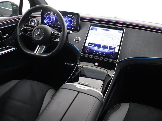 Mercedes-Benz EQE 300 AMG Line 89 kWh | Sfeerverlichting | Panoramadak | Rode gordels | Memory |