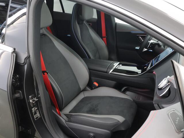 Mercedes-Benz EQE 300 AMG Line 89 kWh | Sfeerverlichting | Panoramadak | Rode gordels | Memory |