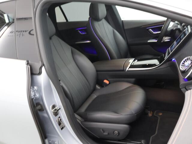 Mercedes-Benz EQE 300 Business Line 89 kWh | Panoramadak | Achteruitrijcamera | 19" lichtmetalen velgen | Stoelverwarming | Sfeerverlichting