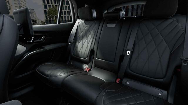 Mercedes-Benz EQS SUV 580 4MATIC AMG Line 7p 108 kWh | 7-persoons | Panoramadak | Hyperscreen | 21" lichtmetalen velgen | Business Class pakket |