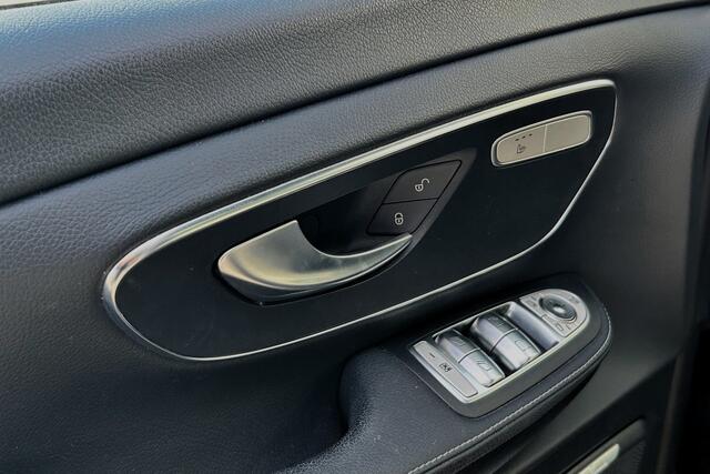 Mercedes-Benz EQV 300 Lang DC PANO LED BURMESTER LEER ACC AMG Line VOL!