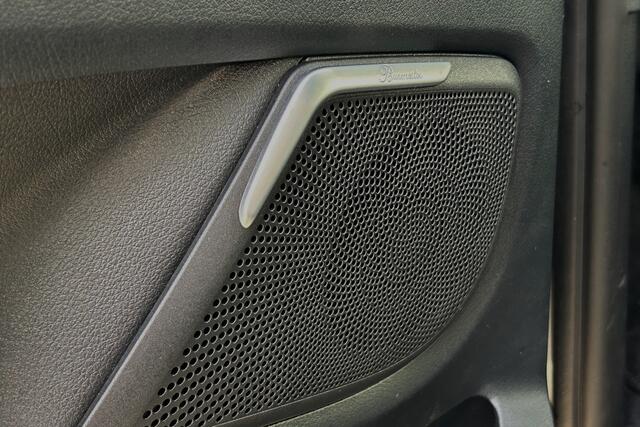 Mercedes-Benz EQV 300 Lang DC PANO LED BURMESTER LEER ACC AMG Line VOL!