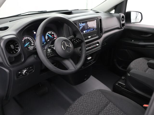 Mercedes-Benz EVITO TOURER 129 L2 PRO 90kWh | Snelladen 110 KWh | Achteruitrijcamera | Parkeerpakket | Comfortbestuurdersstoel | Dodehoekassistent | 8 Zitplaatsen | 360KM Range |