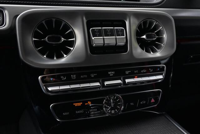 Mercedes-Benz G-KLASSE 63 AMG G700 Brabus 700pk Navigatie/360camera/Trekhaak