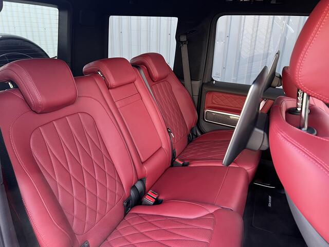 Mercedes-Benz G-KLASSE Mercedes-AMG 63 | SUPERIOR Line Interieur | Comfort Pakket | AMG Performance Pakket | AMG Carbonpakket Exterieur | AMG Sierdelen Carbon | High-End Rear Seat Entertainment | Schuifdak | Trekhaak | Voorverwarming | Burmester 3D Surround | 360° Camera