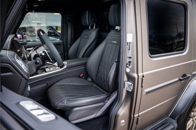 Mercedes-Benz G-KLASSE AMG 63 ** Akrapovic ** AMG Performance Pack ** Carbon ** Xpell PPF Face-lift MY25 ** Grijs kenteken (excl. btw) ** Target Blue Eye