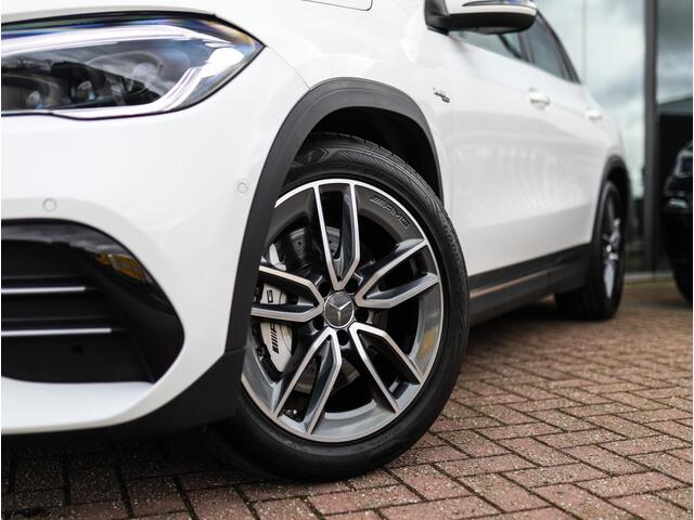 Mercedes-Benz GLA-KLASSE AMG 35 4MATIC | Trekhaak | Camera | Pano | Sfeerverlichting | Stoelverw.