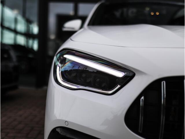 Mercedes-Benz GLA-KLASSE AMG 35 4MATIC | Trekhaak | Camera | Pano | Sfeerverlichting | Stoelverw.