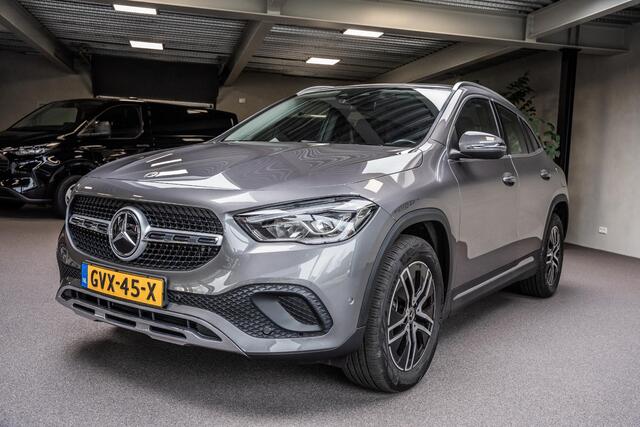 Mercedes-Benz GLA-KLASSE 250 e Luxury Line