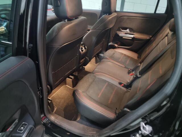 Mercedes-Benz GLA-KLASSE 200 Business Solution AMG