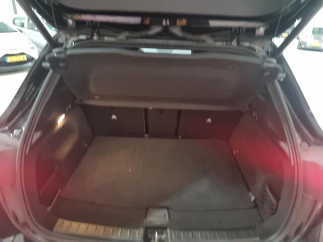 Mercedes-Benz GLA-KLASSE 200 Business Solution AMG