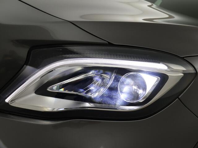 Mercedes-Benz GLA-KLASSE 180 *74.453 KM* + STOELVERWARMING | LED | CAMERA | NAVI | ELEKTR. ACHTERKLEP