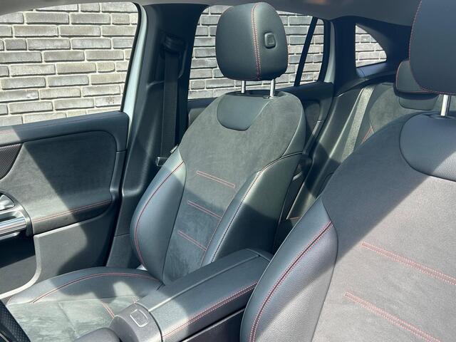 Mercedes-Benz GLA-KLASSE 250 e Business Solution AMG Limited l Panoramadak l Camera l LED l Stoelverwarming