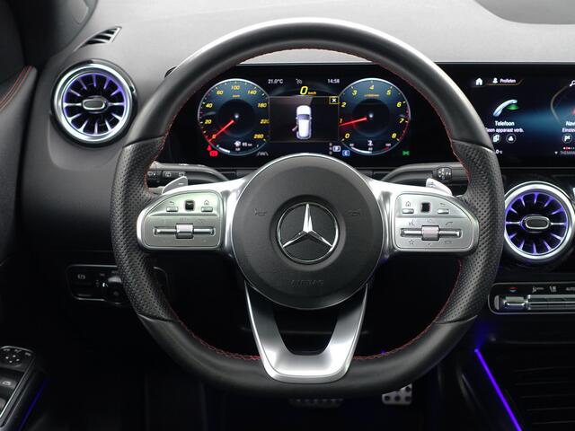 Mercedes-Benz GLA-KLASSE 200 AMG Night Edition Aut- Panodak I Leer I Widescreen I Sfeerverlichting I Matt grey