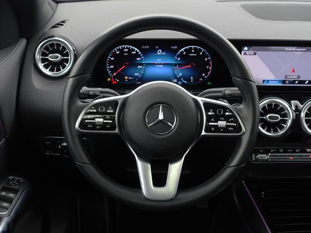 Mercedes-Benz GLA-KLASSE 200 AMG Solution Luxury Aut- Leer I Panodak I Sfeerverlichting I Memory Seats I Camera