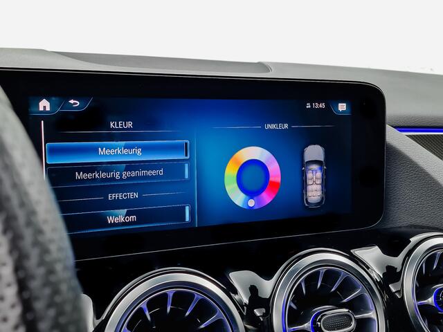 Mercedes-Benz GLA-KLASSE 250 4-Matic AMG Night Edition Aut- Panodak, Sfeerverlichting, Carbon Pakket, Sideskirts, Camera