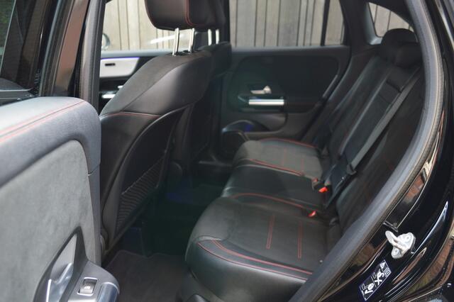 Mercedes-Benz GLA-KLASSE 200 AMG Led Widescreen Sfeer Camera Night Augmented Pdc