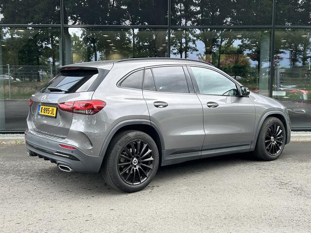Mercedes-Benz GLA-KLASSE 200 AMG // Camera // Sfeerverlichting // Night Pakket // Augmented Reality // Carplay // 19" Muli Spaak Velgen