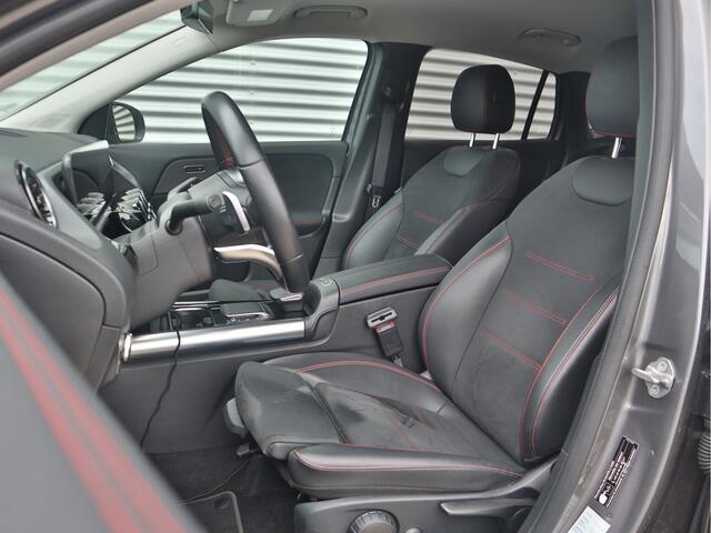 Mercedes-Benz GLA-KLASSE 250 e AMG Line 360 CAM | CarPlay | 19 inch | Elektrische Trekhaak