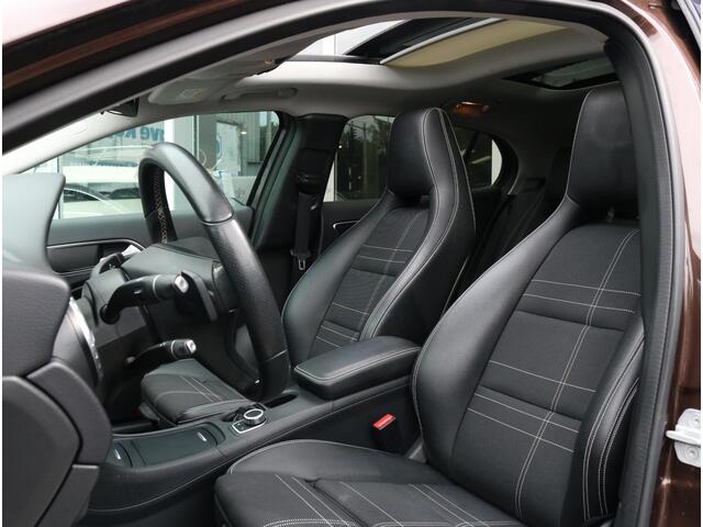 Mercedes-Benz GLA-KLASSE 180 Ambition | Panoramadak