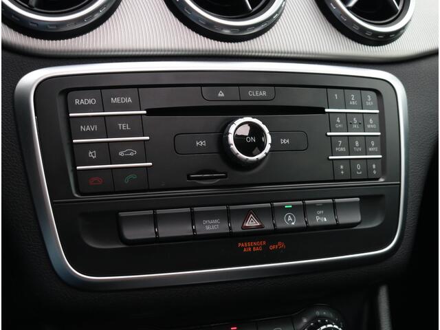 Mercedes-Benz GLA-KLASSE 180 Ambition | Panoramadak