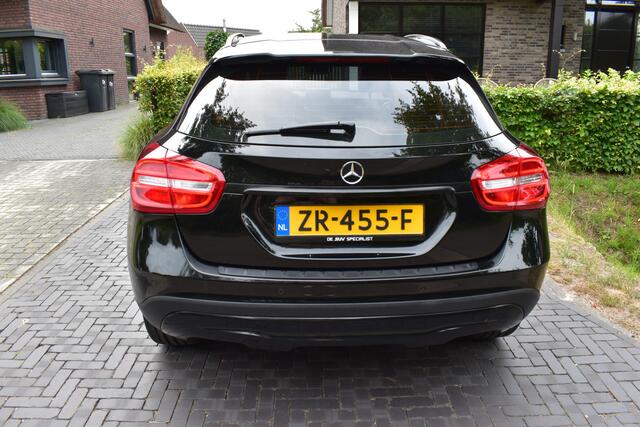 Mercedes-Benz GLA-KLASSE 180 d Prestige