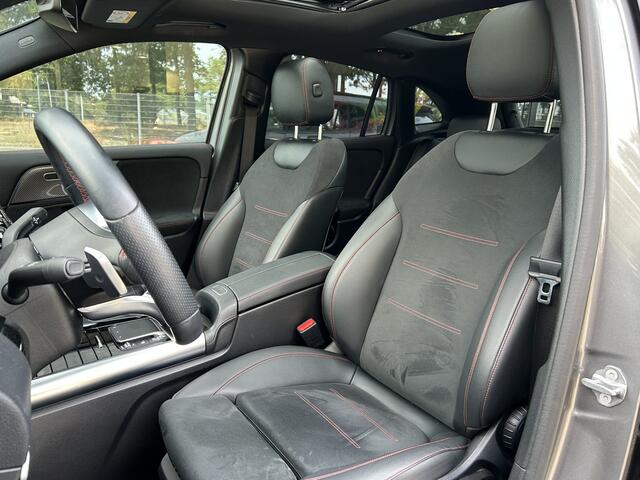 Mercedes-Benz GLA-KLASSE 250 e AMG // Panoramadak // Multi Beam LED // 20" AMG Velgen // Nightpakket // Sfeerverlichting // Camera // Keyless Entry