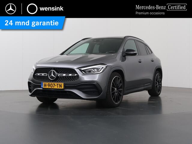Mercedes-Benz GLA-KLASSE 200 AMG Line | Night | Panoramadak | Widescreen | Achteruitrijcamera |