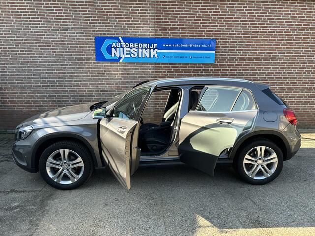Mercedes-Benz GLA-KLASSE 200 Automaat