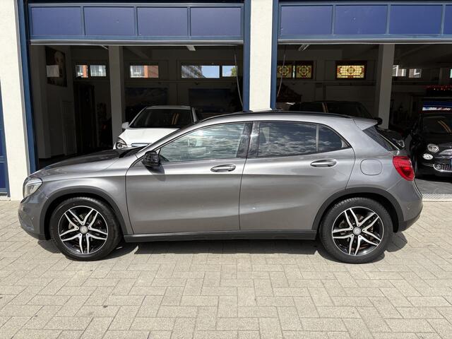 Mercedes-Benz GLA-KLASSE 200 Prestige PANORAMA/CAMERA/AUTOMAAT