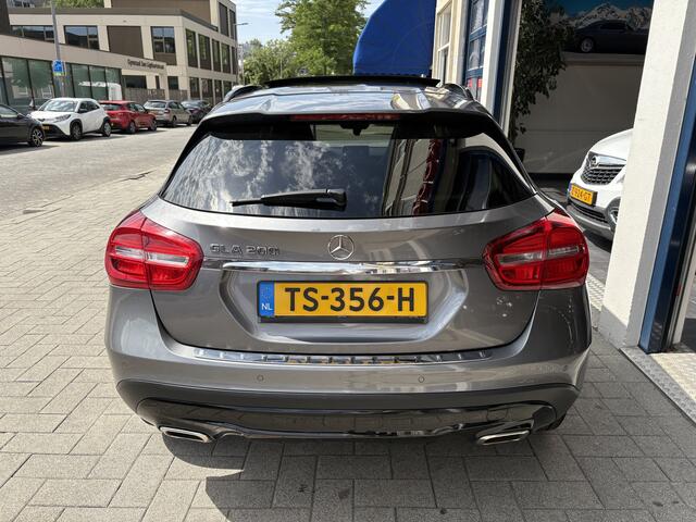 Mercedes-Benz GLA-KLASSE 200 Prestige PANORAMA/CAMERA/AUTOMAAT
