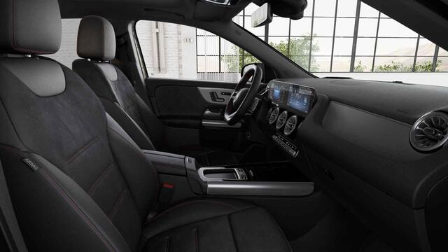 Mercedes-Benz GLA-KLASSE 180 Business Solution AMG | Premium plus pakket | Panoramadak | Memory | Trekhaak | Head-up display | Keyless go |