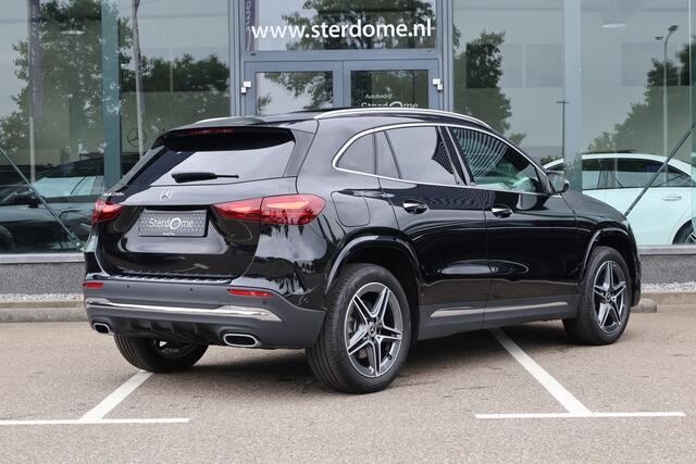Mercedes-Benz GLA-KLASSE 250 e Edition AMG Line l Facelift l Panoramadak l MBUX l Camera l Dodehoek assistent l Keyless Go l LED adaptief l Sfeerverlichting l Winterpakket l Spiegel pakket l I Stuur/stoel verwarming I Elektrische kofferklep I Electr. bedienbare achterklep l Stoel