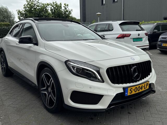 Mercedes-Benz GLA-KLASSE 180 AMG -Line Vol opties