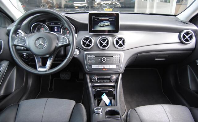 Mercedes-Benz GLA-KLASSE 200 Premium Plus