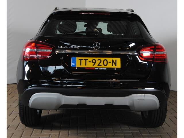 Mercedes-Benz GLA-KLASSE 200 Premium Plus