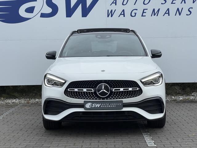 Mercedes-Benz GLA-KLASSE 200 AMG Line | Trekhaak | Pano | Burmester | Night Pakket