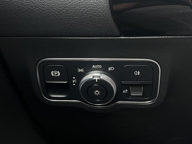 Mercedes-Benz GLA-KLASSE 200 AMG Line | Trekhaak | Pano | Burmester | Night Pakket