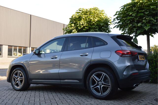 Mercedes-Benz GLA-KLASSE 250 e AMG-LINE | PANODAK | MEMORY | BURMESTER | HUD | TREKHAAK | LEDER | MULTIBEAM | ENZ